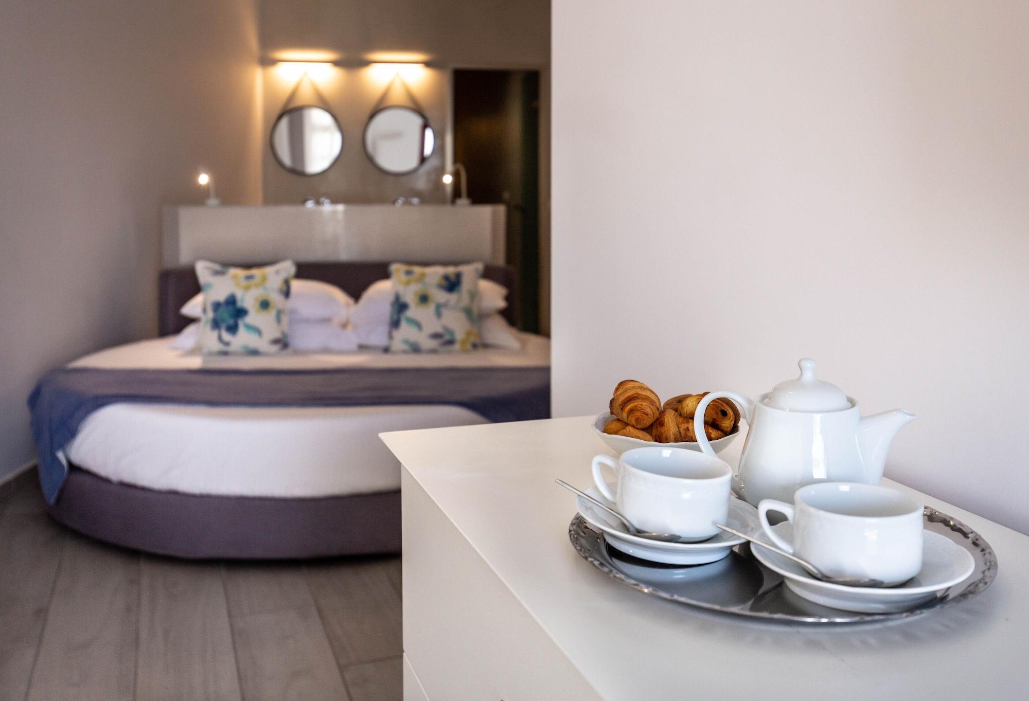 Kamári Mar N Mar Crown Hotel-Suites מראה חיצוני תמונה