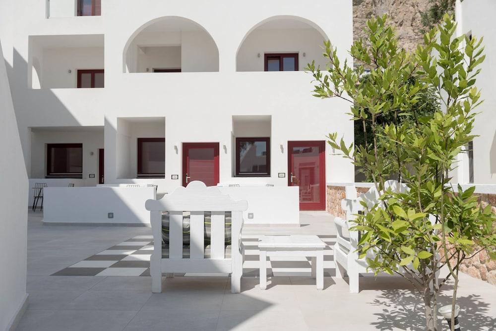 Kamári Mar N Mar Crown Hotel-Suites מראה חיצוני תמונה