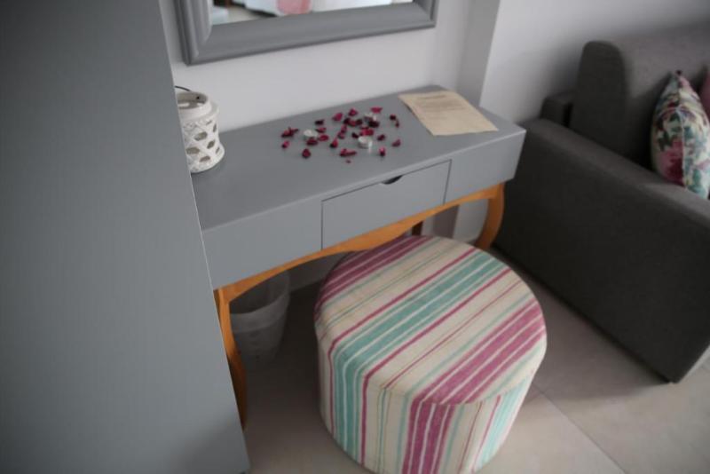 Kamári Mar N Mar Crown Hotel-Suites מראה חיצוני תמונה
